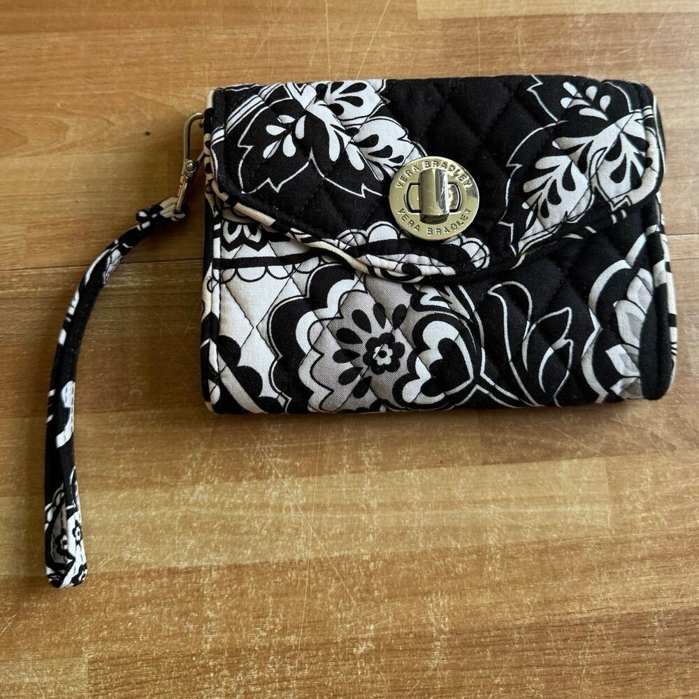 Vera Bradley wristlet wallet Midnight Paisley, quilted black/white